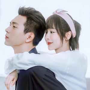 和亲妺洗澡忍不住c了她无码男男
